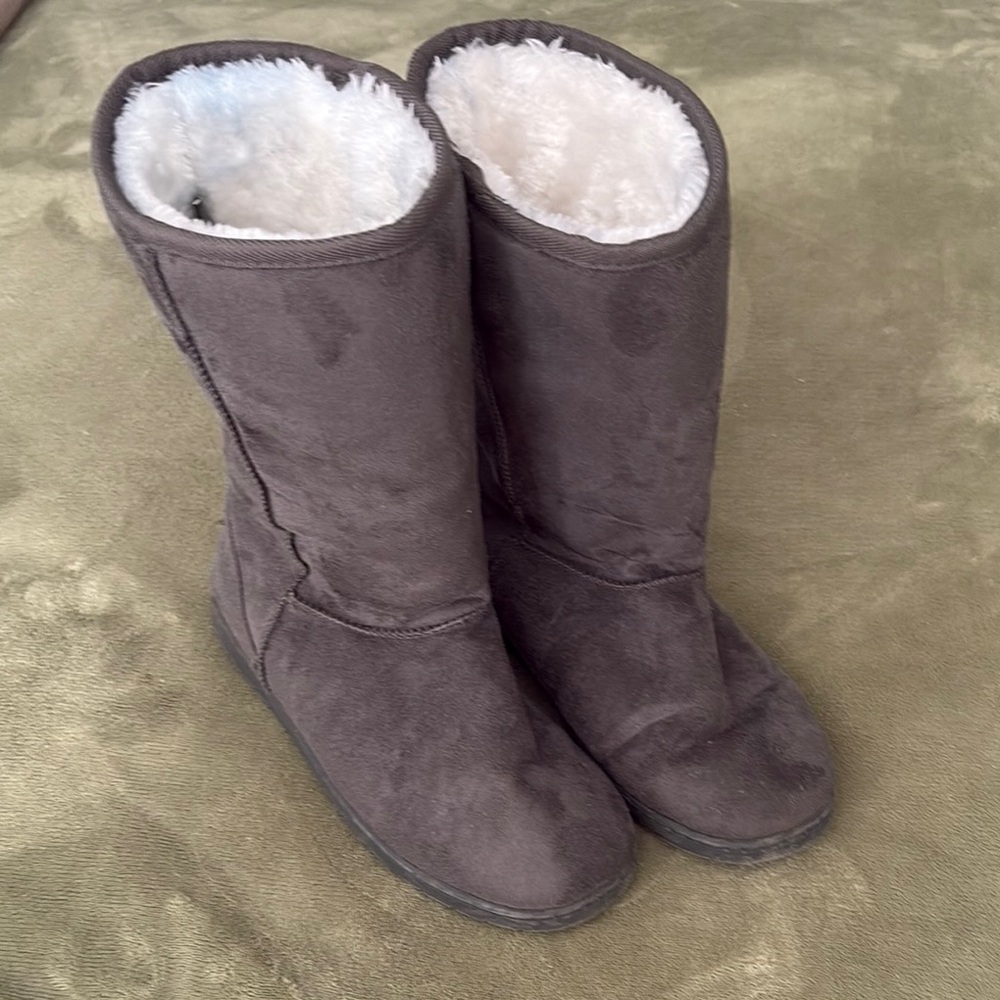 Dawgs Gray Winter & Rain Boots with Suede Finish
